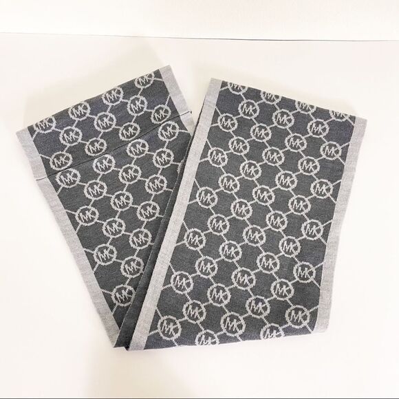 Michael Kors Grey & Light Grey Logo Monogram Infinity Winter Scarf - Picture 1 of 5